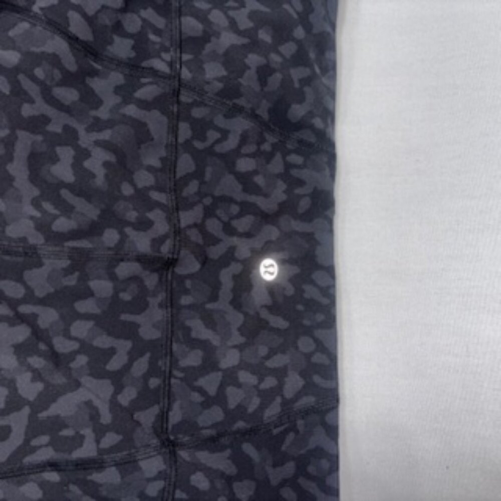 Lululemon Align High-Rise Crop 22" Formation Camo Deep Coal Multi Leggings Sz 12 - Picture 2 of 5